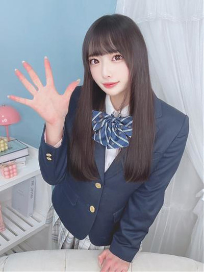 ★ももな