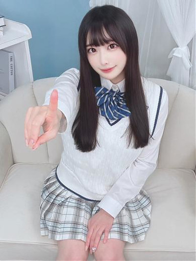 ★ももな