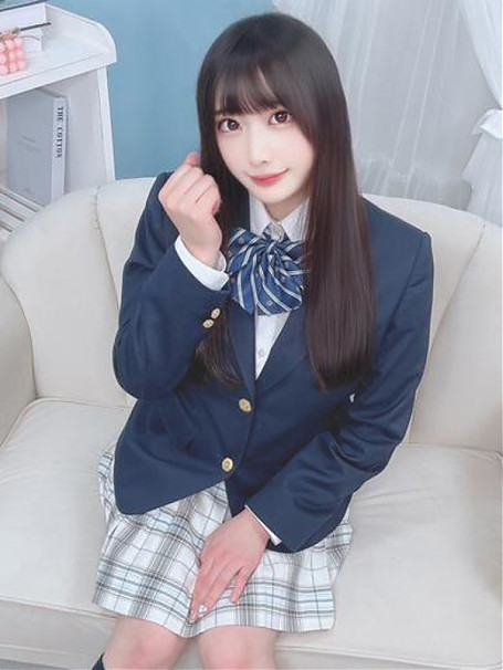 ★ももな